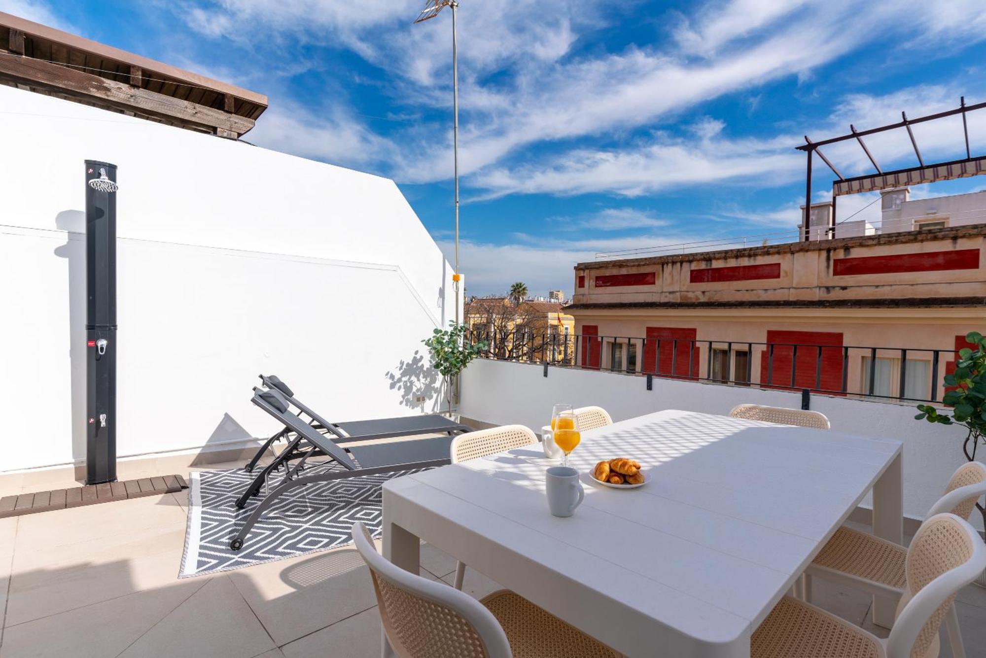 G4 Brand New San Bernardo Terraza Séville